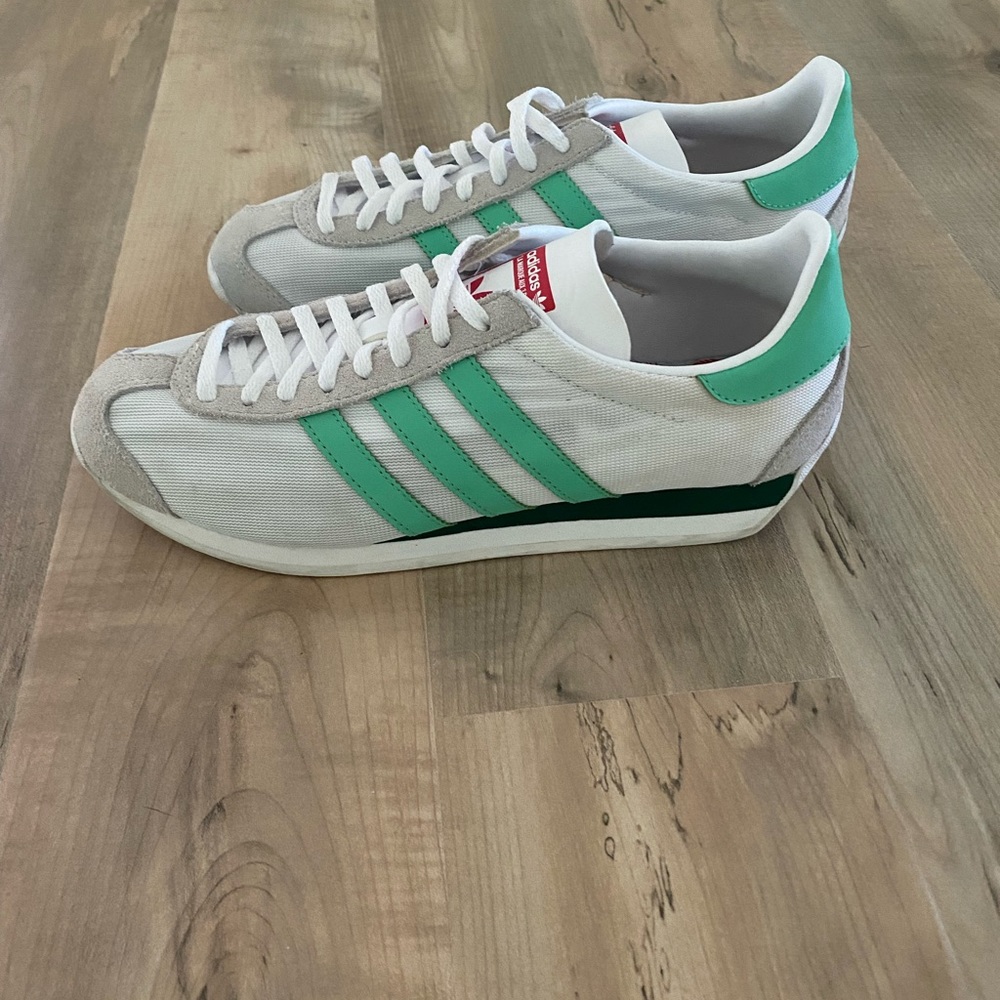 Adidas Country OG